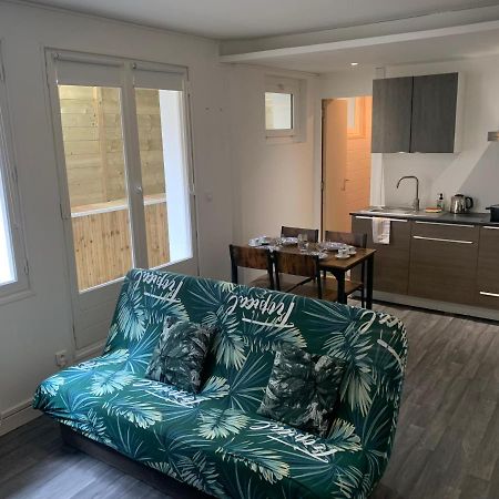 Escapade Tropicale Apartment บาเยอ ภายนอก รูปภาพ